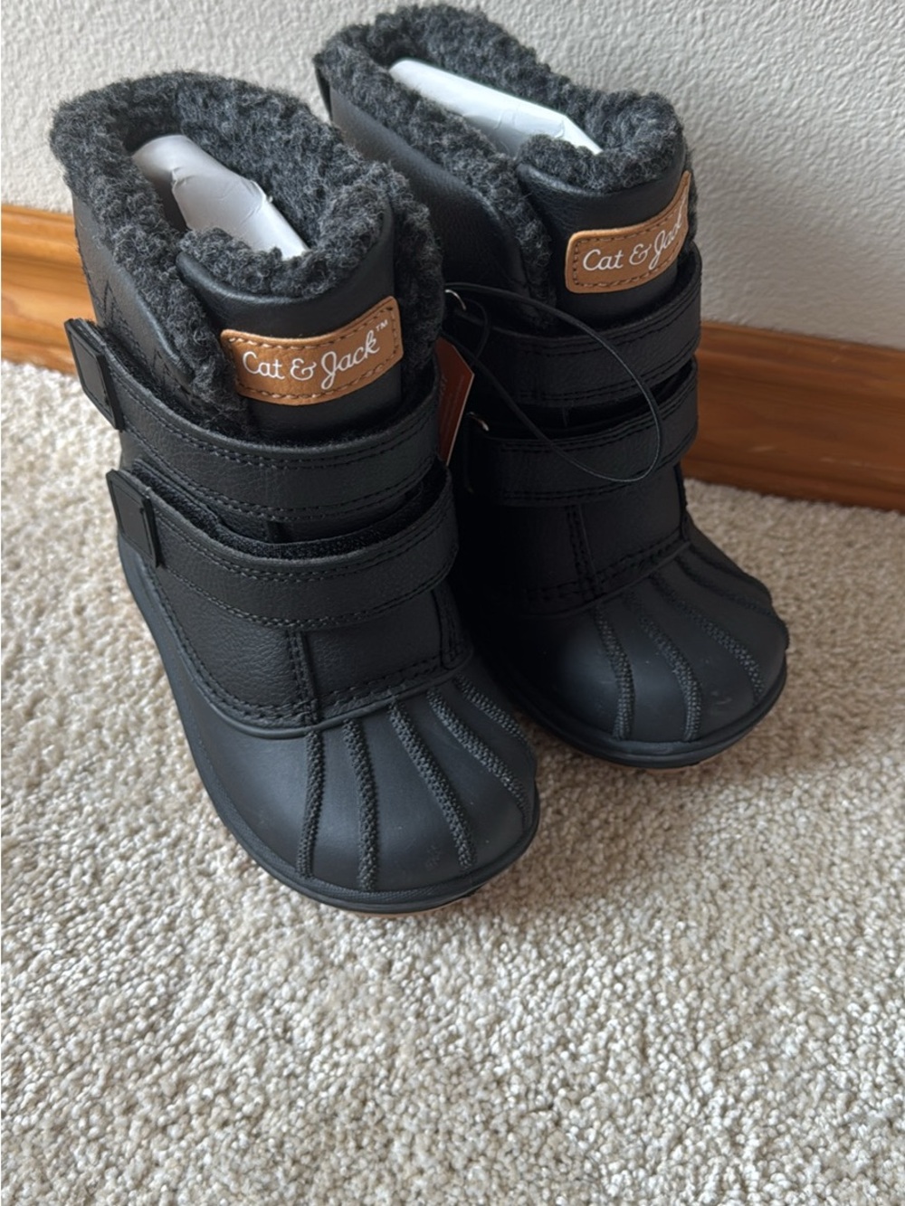 Cat & Jack Black Faux-Fur Lined Kids' Snow Boots